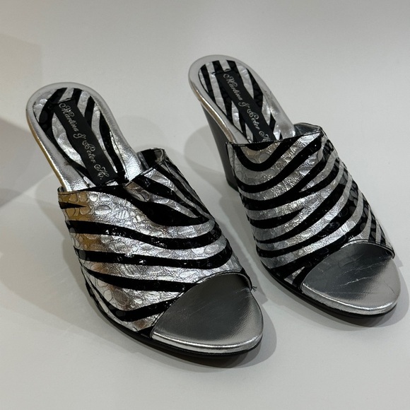 Martina & Peter H Sandal Black Leather Silver Metallic Size 8 
Wama Tiger - Picture 3 of 13